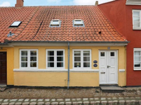 Charming Holiday Home in Rudkobing Syddanmark with Terrace, Rudkøbing